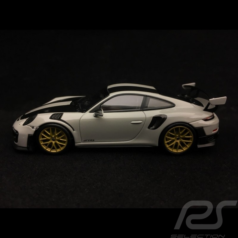 Porsche 911 GT2 RS type 991 phase II Weissach 1/43 Minichamps 410067220 gris craie / carbone chalk grey / carbon Kreidegrau / Ko