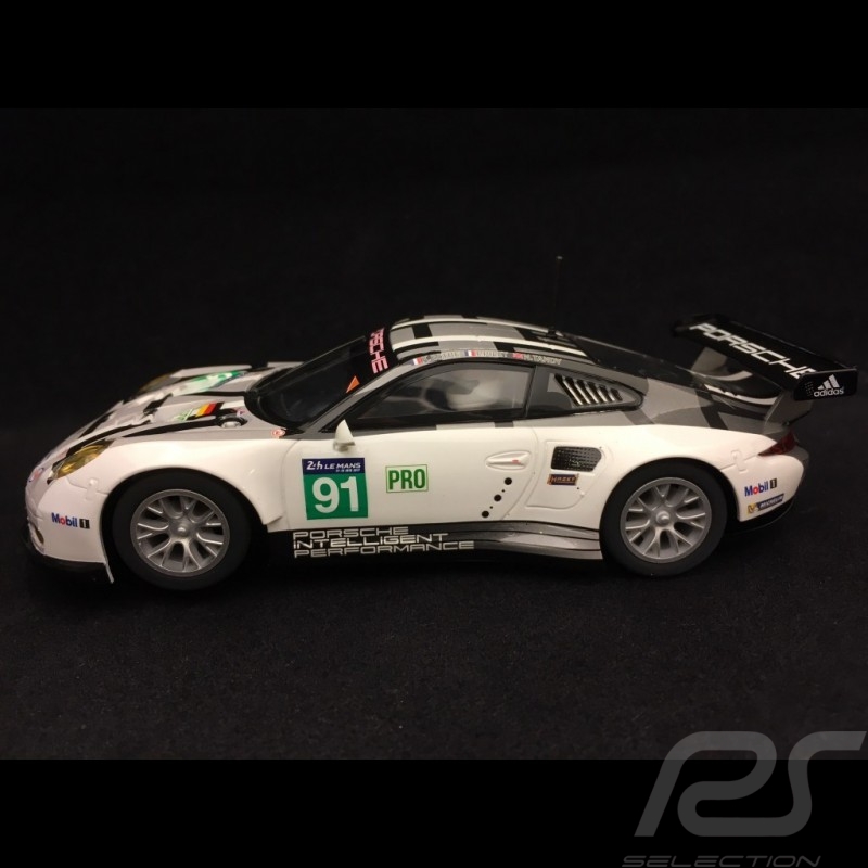 Slot car Porsche 911 RSR 24h Le Mans 2016 n° 91 Manthey 1/32 Scalextric C3851