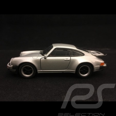 Porsche 911 Turbo 3.0 1975 jouet à friction Welly gris métallisé pull back toy Spielzeug Reibung silver grey silbergrau
