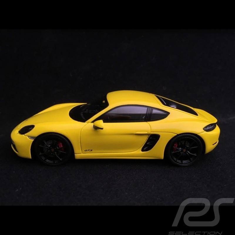 Porsche 718 Cayman GTS type 982 2018 racinggelb 1/43 Spark S7618