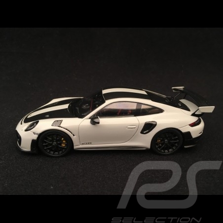 Porsche 911 GT2 RS typ 991 Weissach Package kreide grau / schwarz 1/43 Spark S7624
