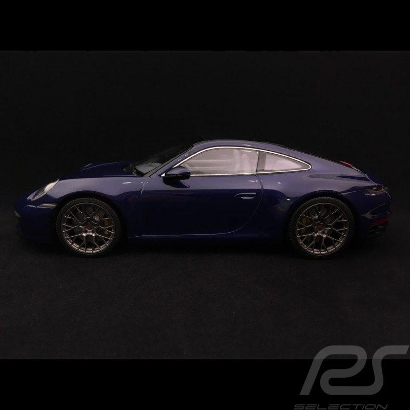 Porsche 911 type 992 Carrera 4S Coupe bleu gentiane gentian blue Enzianblau 1/18 Minichamps WAP0211830K