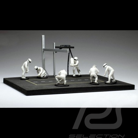 Diorama figurines Set Pit stop 6 mechanics - White 1/43 IXO FIG004SET