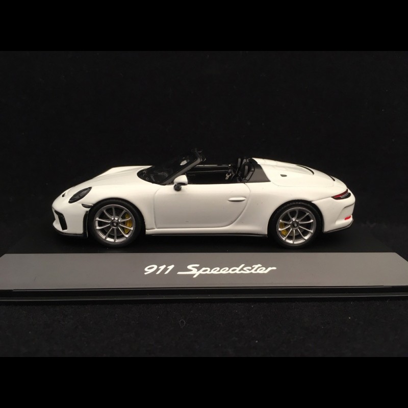 SPARK 1:18 PORSCHE 911 Speedster - black EUR 291,29 - FR
