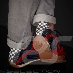 Chaussure Sport sneaker / basket Style pilote Bleu marine / rouge Shoes Schuhe navy blue marineblau homme men herren