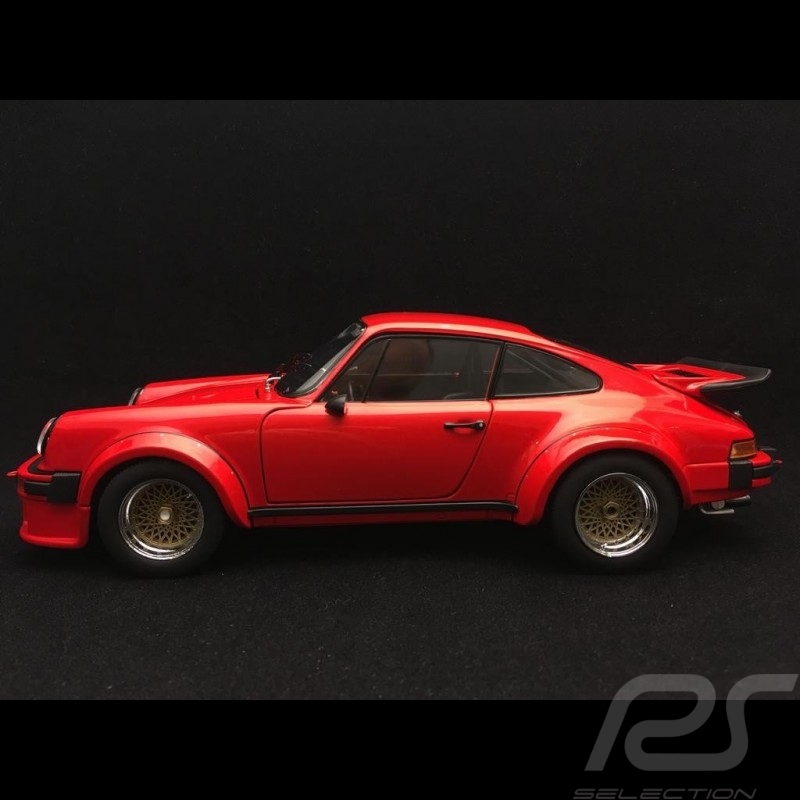 Porsche 934 1976 rouge indien guards red indschrot très détaillé very detailed sehr detailliert 1/18 schuco 450033900