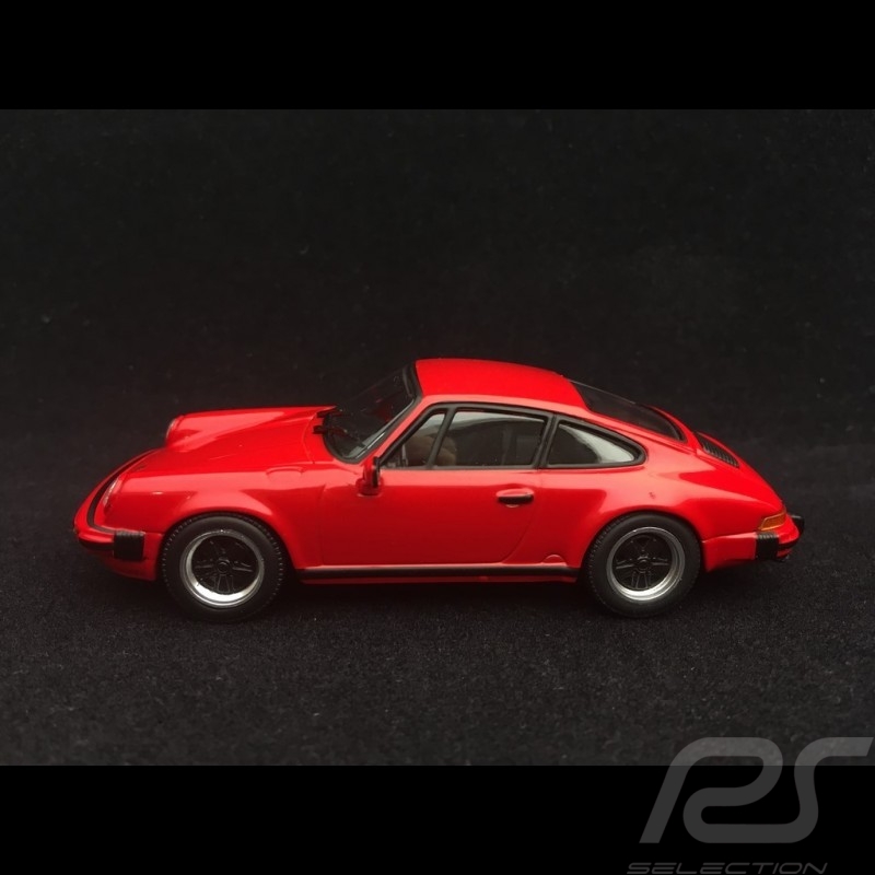 Porsche 911 SC 3.0 1979 guards red 1/43 Minichamps 940062021