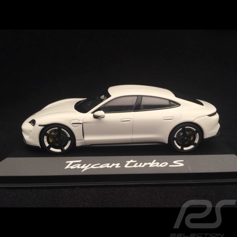Porsche Taycan Turbo S 2019 Blanc Carrara Carrara white Carraraweiß 1/43 Minichamps WAP0207800L