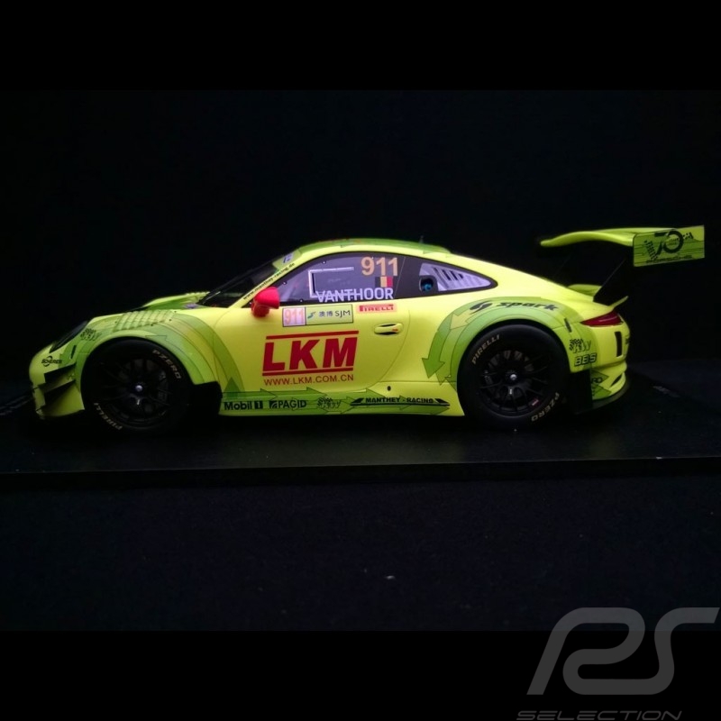 Porsche 911 GT3 R type 991 Macau GT World Cup 2018 n° 911 Manthey 1/18 Spark 18SA021