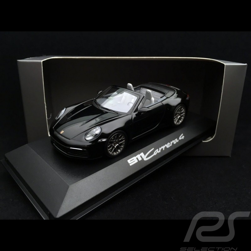 Minichamps 1:43 Porsche 911 Carrera 4 White Porsche 992