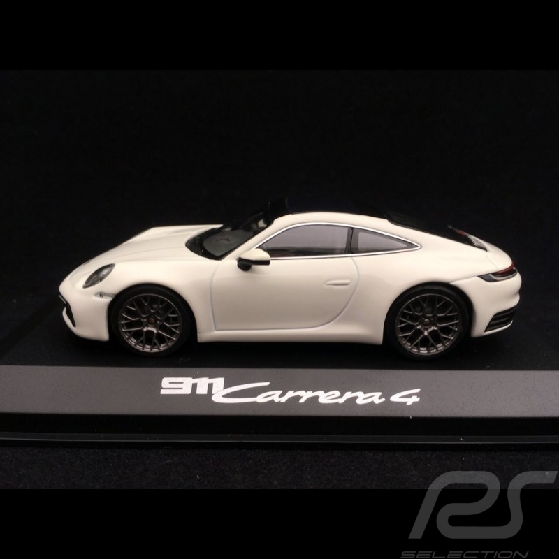 Porsche 911 type 992 Carrera 4 Coupé 2019 blanc carrara 1/43 Minichamps WAP0201760K