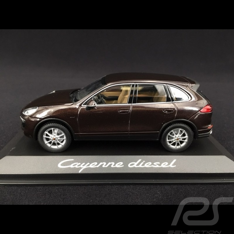 Porsche Cayenne Diesel type 958 2015 Acajou marron 1/43 Minichamps WAP0200030E