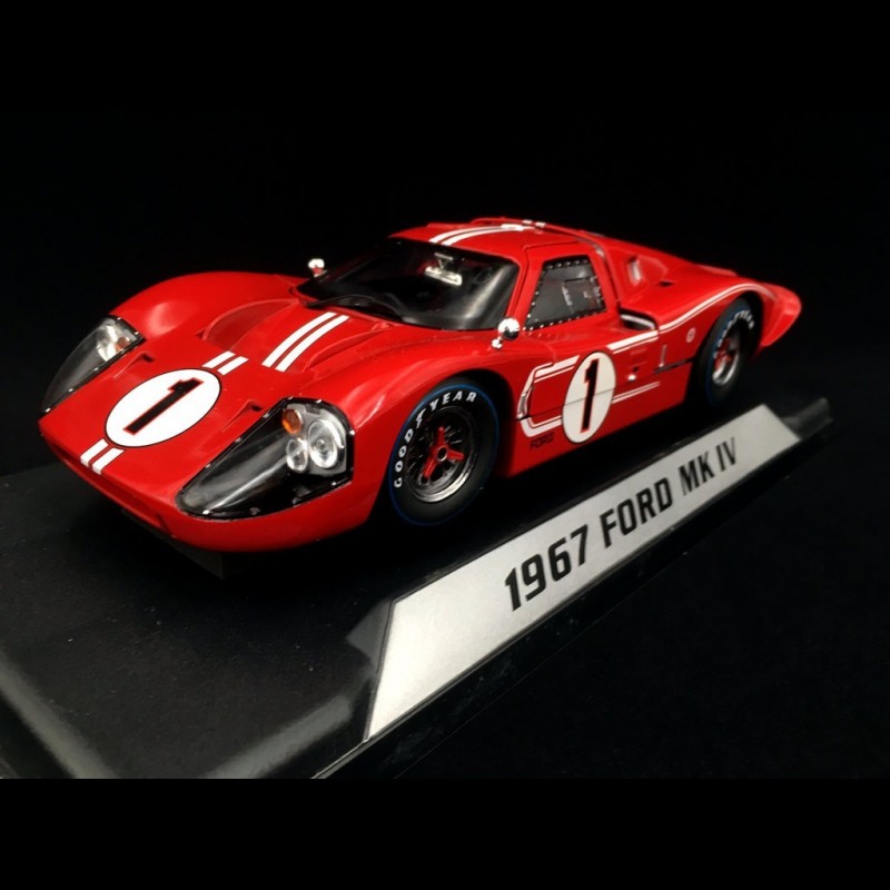 Spark 18SE67 FORD GT40 Mk IV N°1 Vainqueur 12H Sebring 1967 M. 1/18