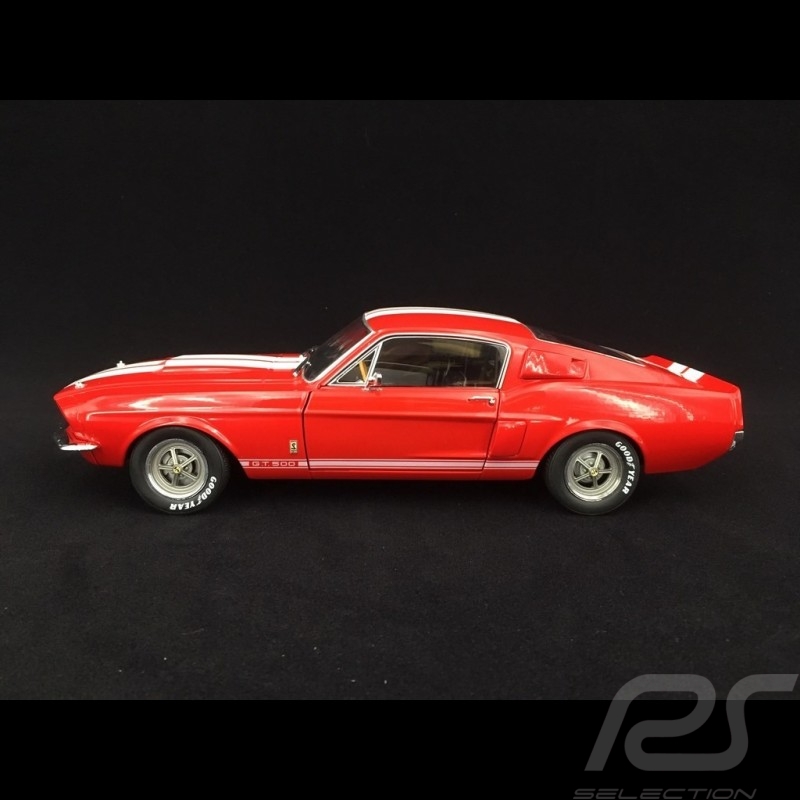 Ford mustang shelby GT500 1967 rouge 1/18 Solido S1802902