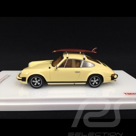 Porsche 911 S 2.7 1977 beige Sahara avec planche de surf 1/43 Truescale TSM430191 with surfboard mit surfbrett