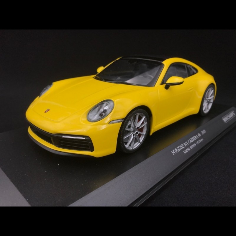 Porsche 911 type 992 Carrera 4S 2019 speed yellow 1/18 Minichamps 155067320