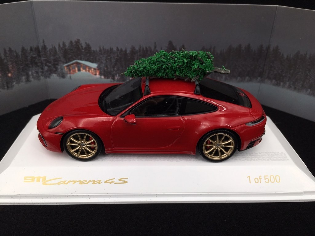 porsche 992 diecast