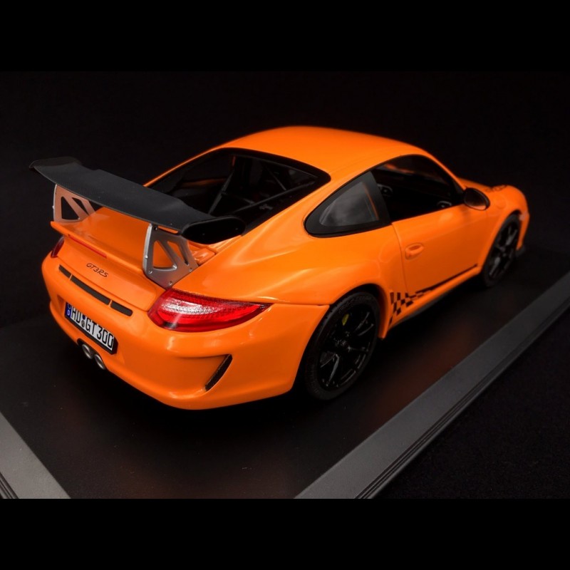 Norev 1/18 Porsche 911 GT3 type 997 2009