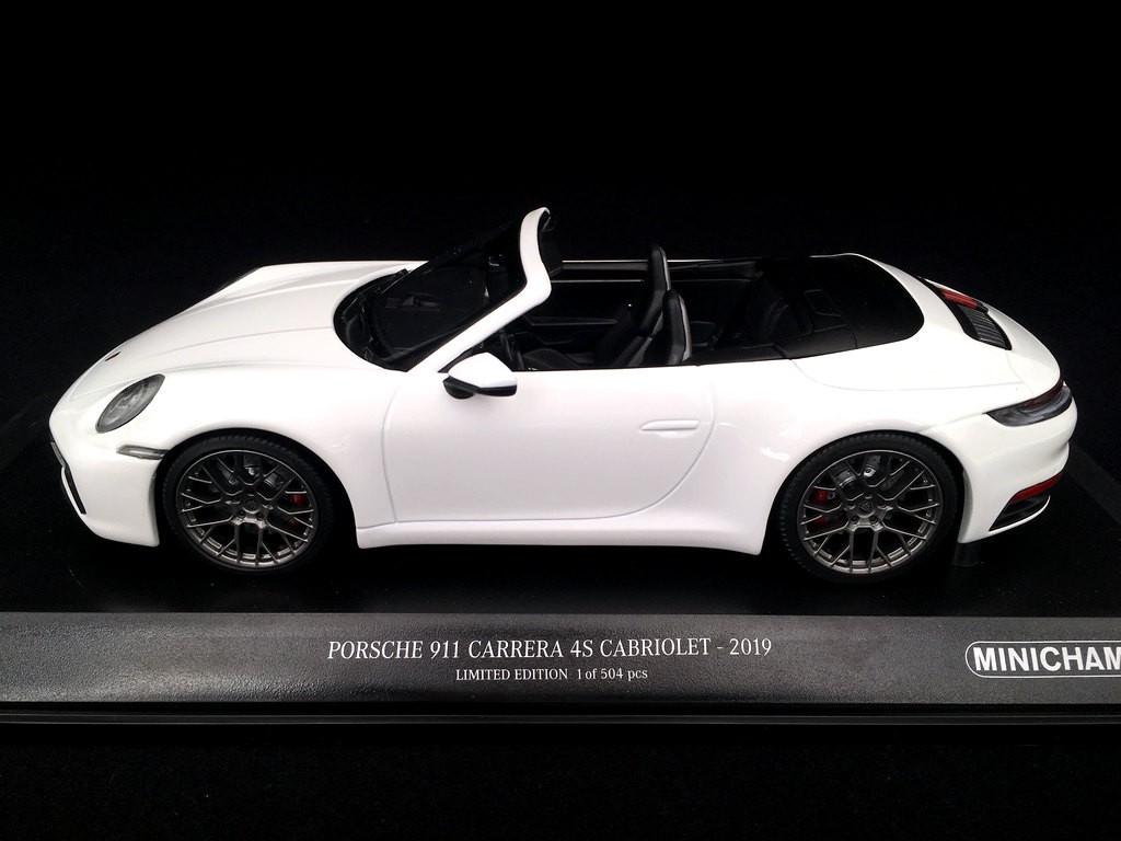 minichamps porsche 992