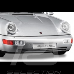 Porsche 911 type 964 Carrera 4 " 30 Years Porsche 911 " 1993 Polar grey 1/8 Minichamps 800656001