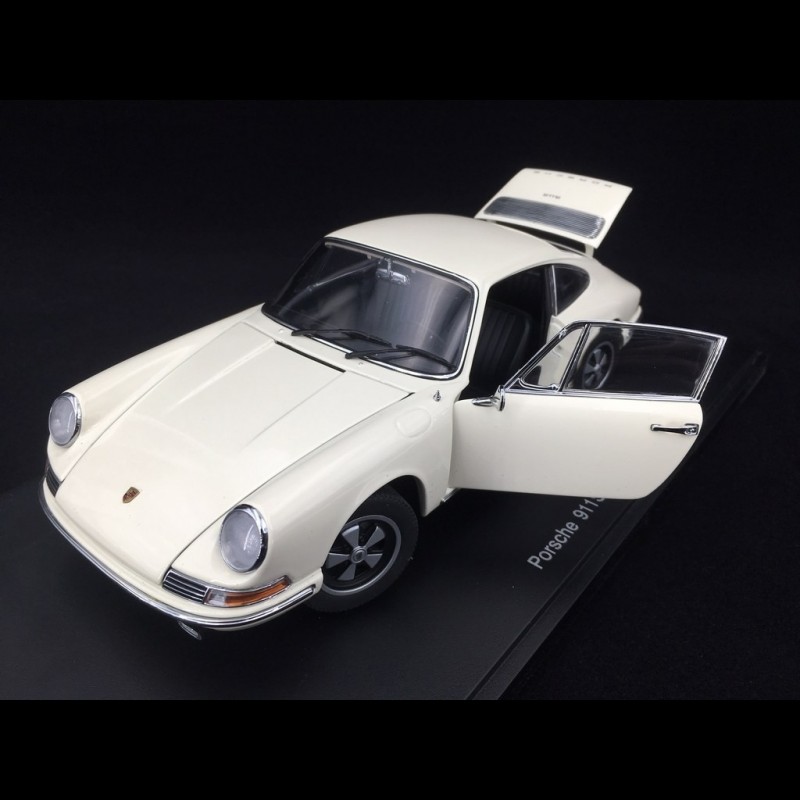 Autoart 77918 1/18 Porsche 911 S 1967 Light Ivory ポルシェ 初期型