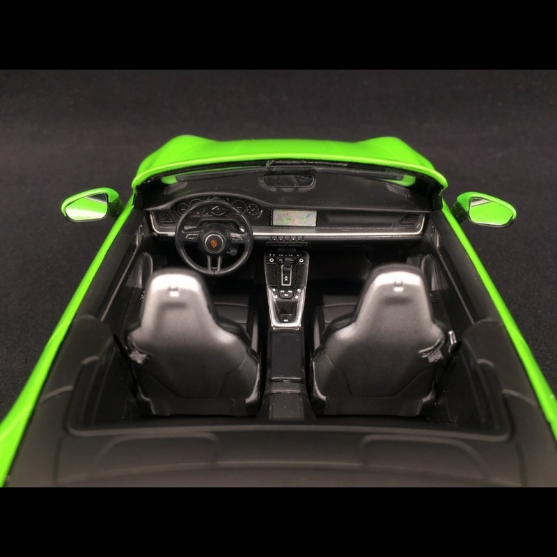 Minichamps 1:18 Porsche 911 (992) Carrera 4S cabriolet année de