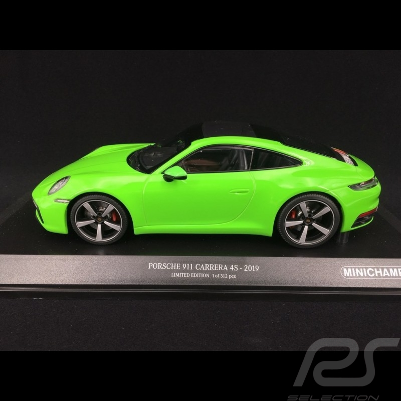 Porsche 911 type 992 Carrera 4S 2019 lizard green 1/18 Minichamps 155067324