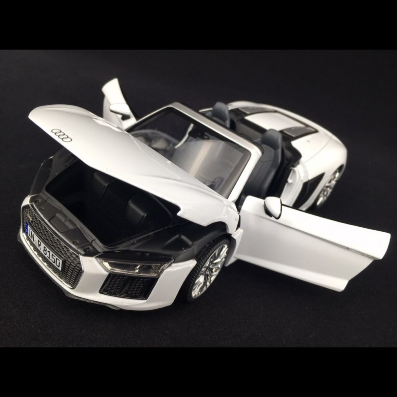 Audi R8 V10 Spyder 2016 Suzuka Grey 1/18 iScale 5011618551