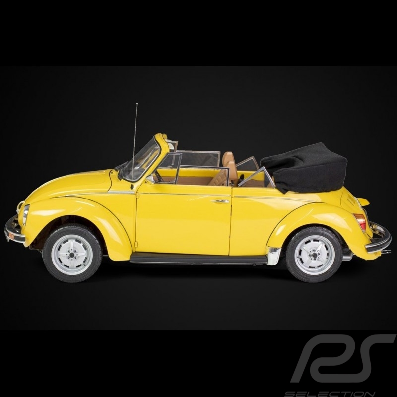 Maquette VW Volkswagen Coccinelle Beetle Käfer / Cox 1303 cabriolet 1976 en métal jaune soleil 1/8 kit sunny yellow sonnengelb
