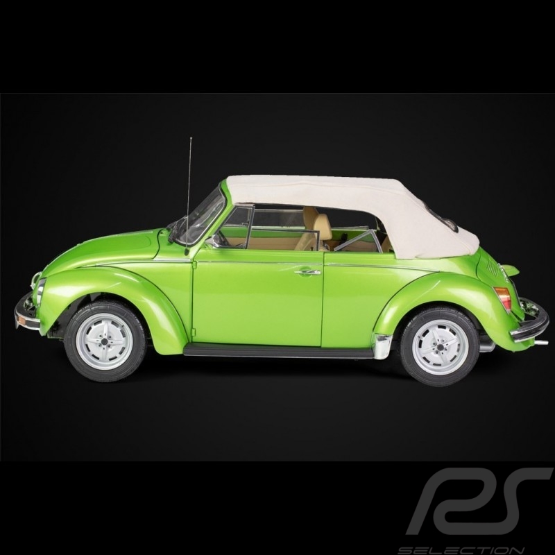 Kit VW Volkswagen Beetle 1303 cabriolet 1976 made of metal viper green 1/8