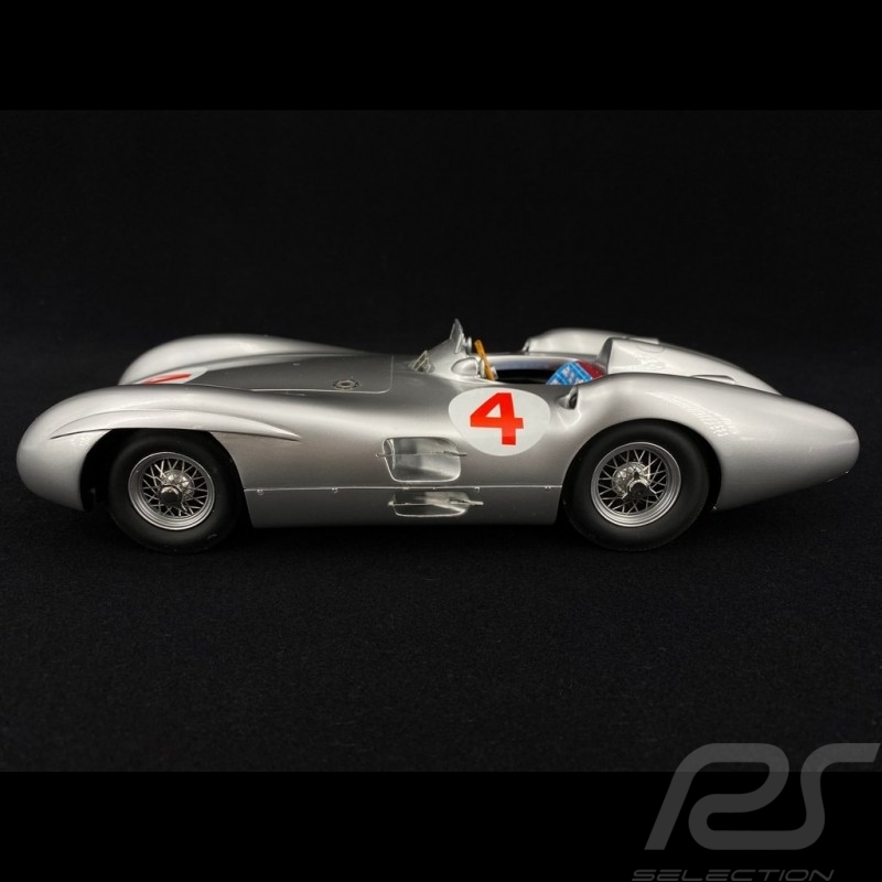 Mercedes-Benz F1 W196 Streamliner n° 4 Sieger AVUS Berlin 1954 1/18 CMR CMR064