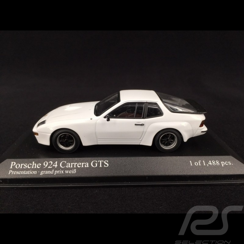 Porsche 924 GTS 1981 weiss 1/43 Minichamps 400806600