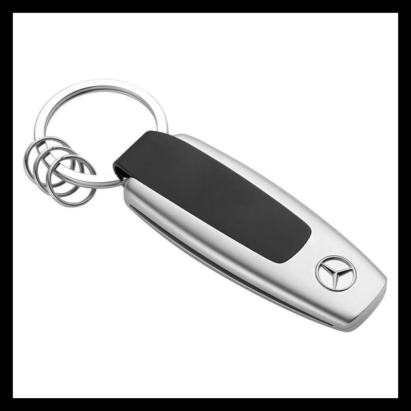 Porte-clés Mercedes typographie Classe C argent Mercedes-Benz