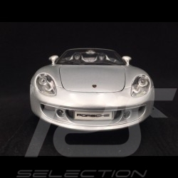 Porsche Carrera GT 2003 argent 1/18 Maisto WAP02102012