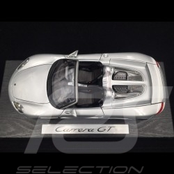 Porsche Carrera GT 2003 argent 1/18 Maisto WAP02102012