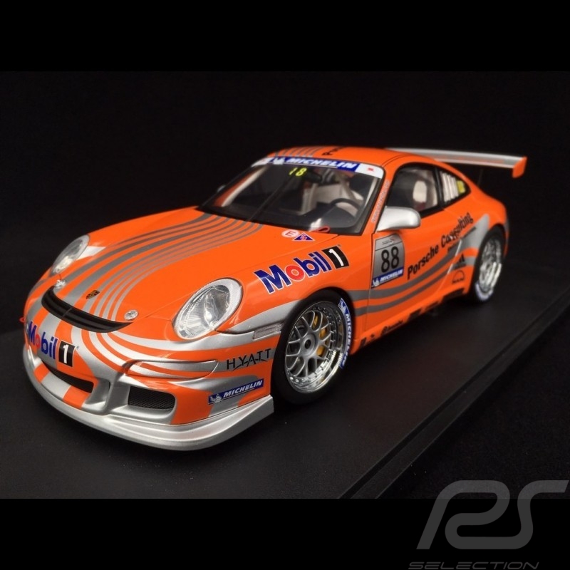 997 1:43 AUTOart 60673 Porsche 911 GT3 Cup 2006 VIP/Orange 