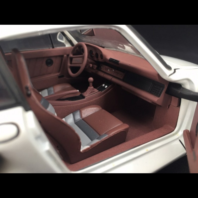 porsche-959-1983-pearly-white-