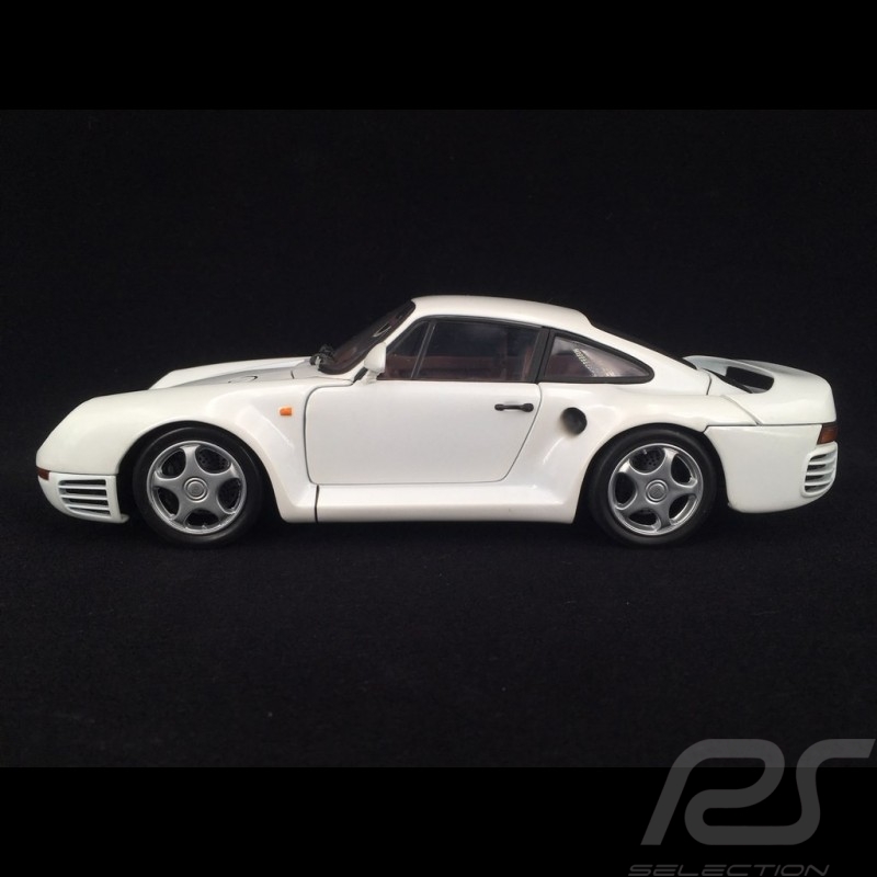 Porsche 959 1983 Perlweiß 1/18 Exoto Motorbox 46268