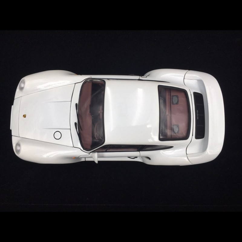 Porsche 959 1983 blanc nacré 1/18 Exoto Motorbox 46268