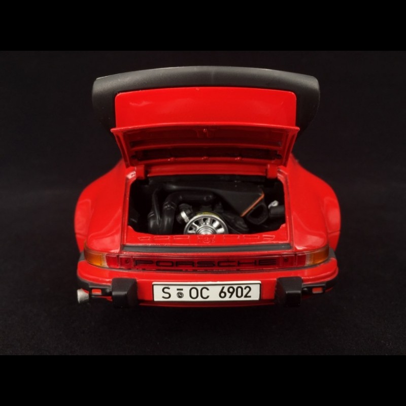 Norev 1:18 Porsche 911 Turbo 3.0 Baujahr 1976 hellgrün 187666