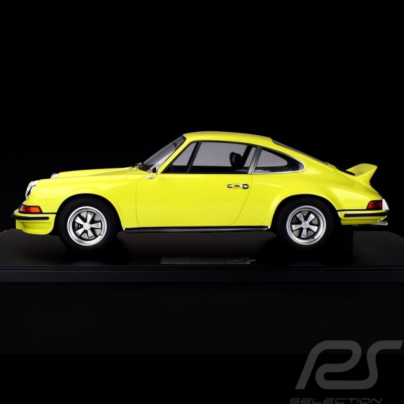 Porsche 911 Carrera RS 2.7 Touring 1972 Jaune Yellow Gelb 1/8 Minichamps 800653000 Porsche 911 Carrera RS 2.7 Touring 1972 Jaune Yellow Gelb 1/8 Minichamps 800653000