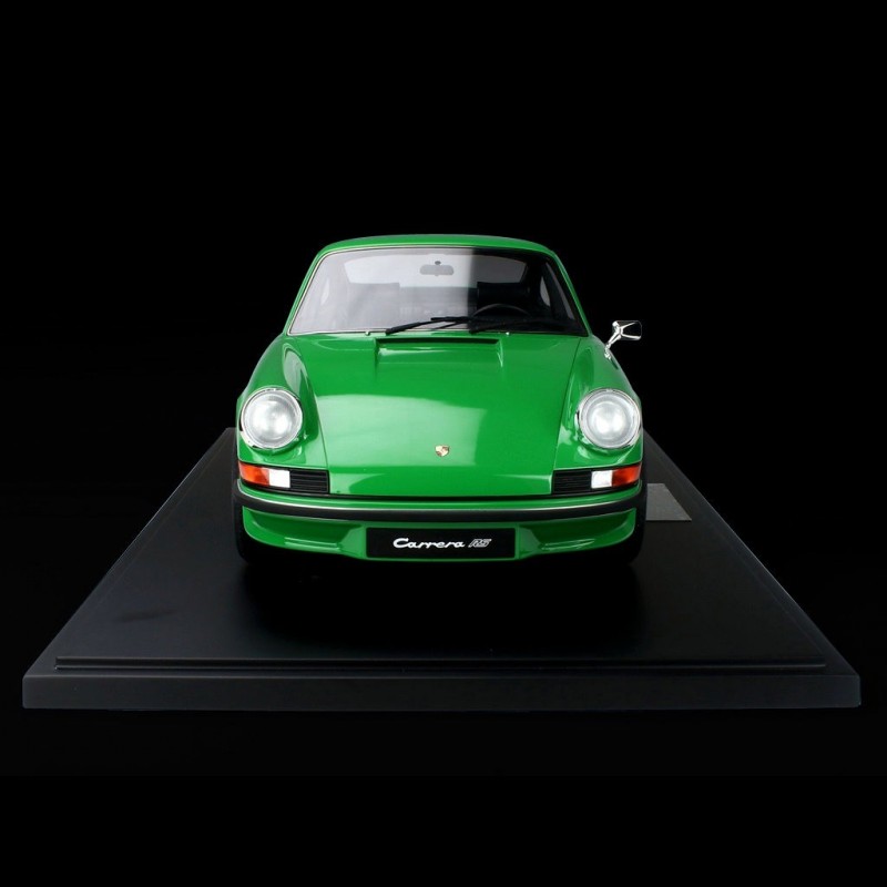 Porsche 911 Carrera RS 2.7 Touring 1972 Vipergrün 1/8 Minichamps