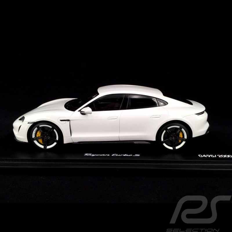Porsche Taycan Turbo S 2019 Blanc White Weiß Carrara 1/18 Minichamps WAP0217800L