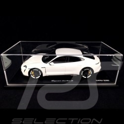 Porsche Taycan Turbo S 2019 Carrara white 1/18 Minichamps WAP0217800L