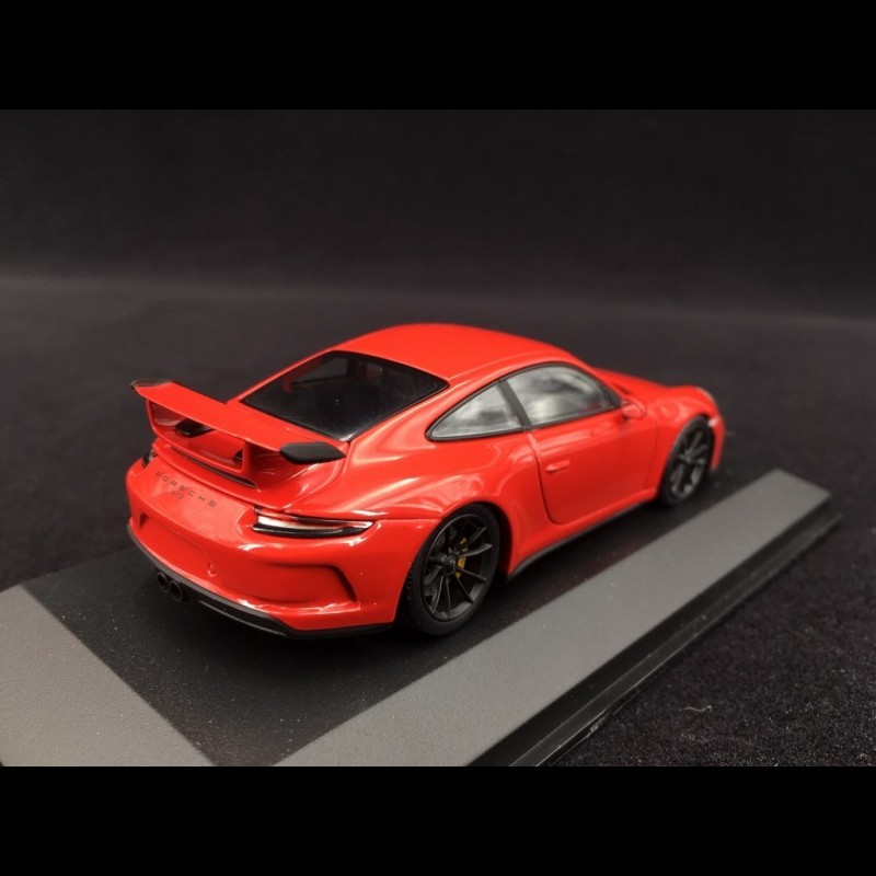 Porsche 911 type 991 GT3 Mk II 2017 Guards Red 1/43 Minichamps