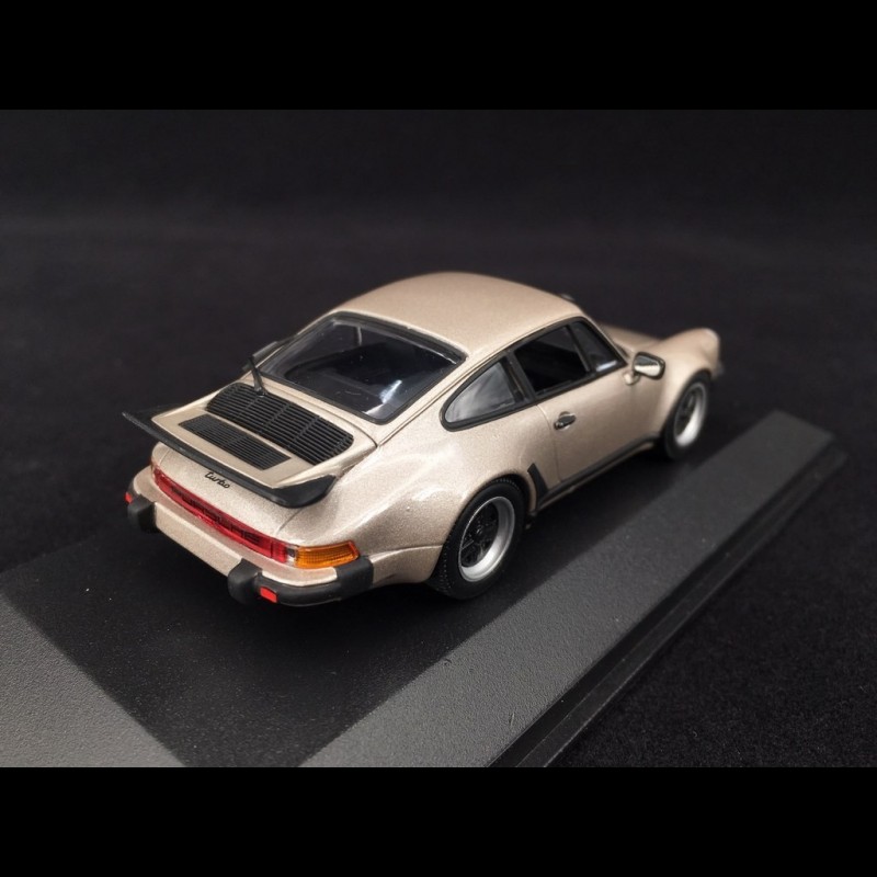 Porsche 911 Turbo type 930 1977 platin 1/43 Minichamps 430069008