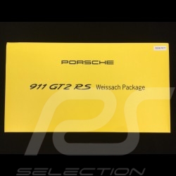 Porsche 911 GT2 RS typ 991 Weissach Package gelb / schwarz 1/18 Spark WAP0211520J