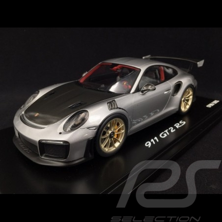 Porsche 911 GT2 RS type 991 argent / noir 1/18 Spark WAP0211510J silver / black silber / schwarz