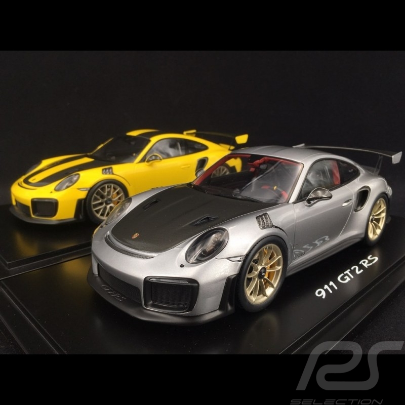 Duo Porsche 911 GT2 RS typ 991 1/18 Spark WAP0211510J WAP0211520J