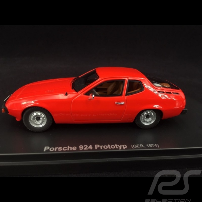 Porsche 924 Prototype 1974 red 1/43 Autocult ATC60040